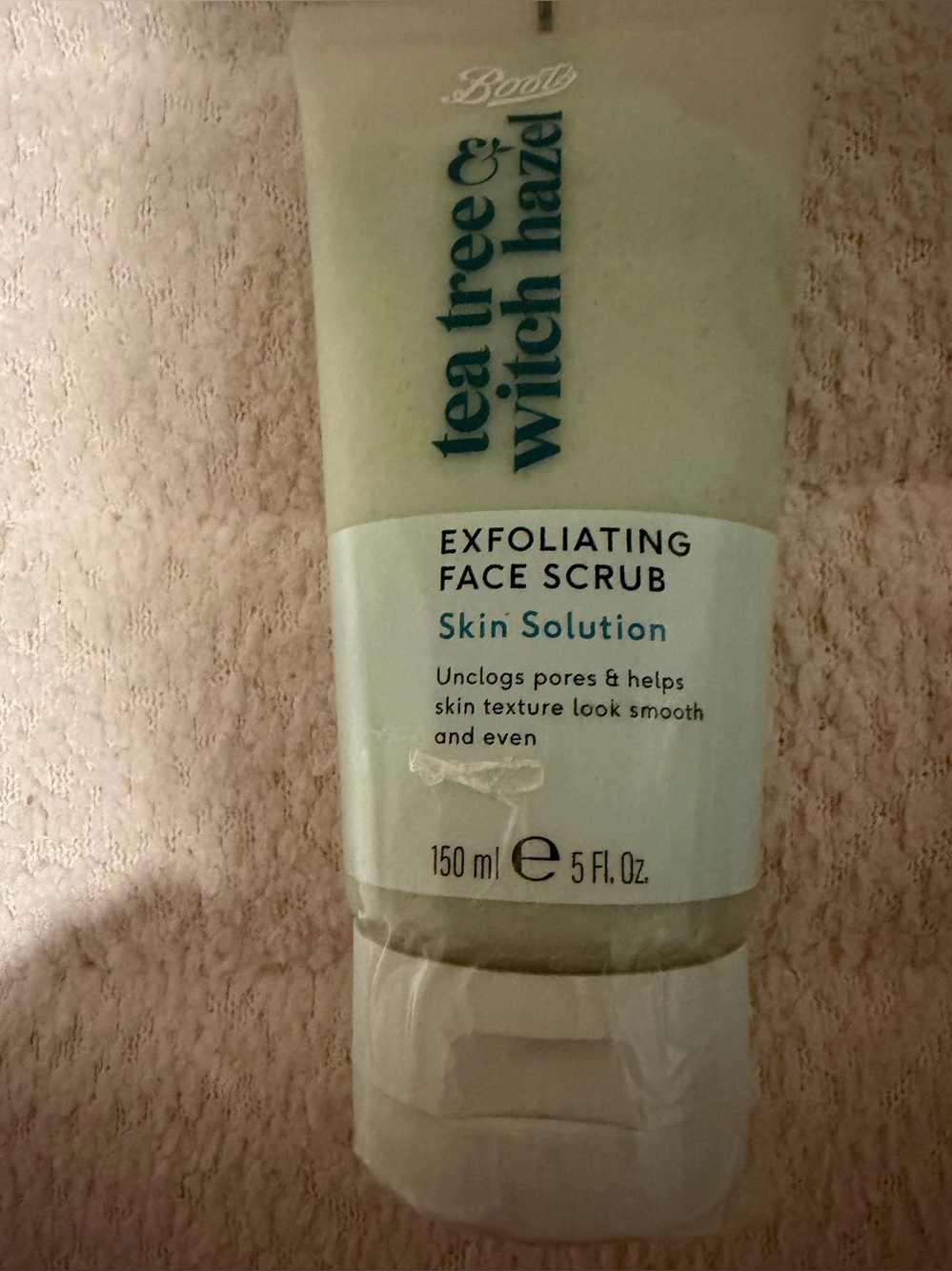 Boots Tea Tree and Witchhazel Exfoliating Scrub